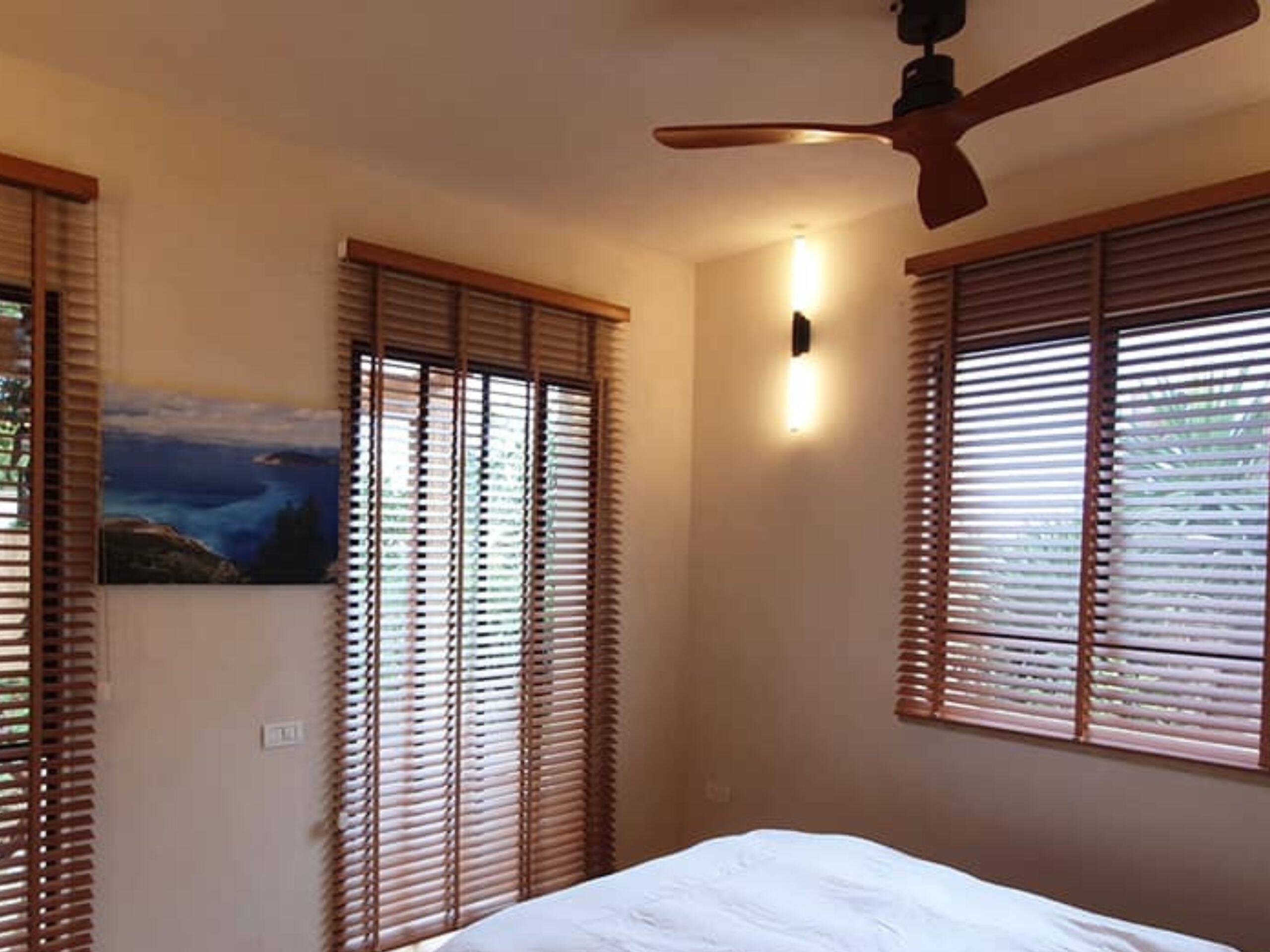 וילון ונציאני עץ