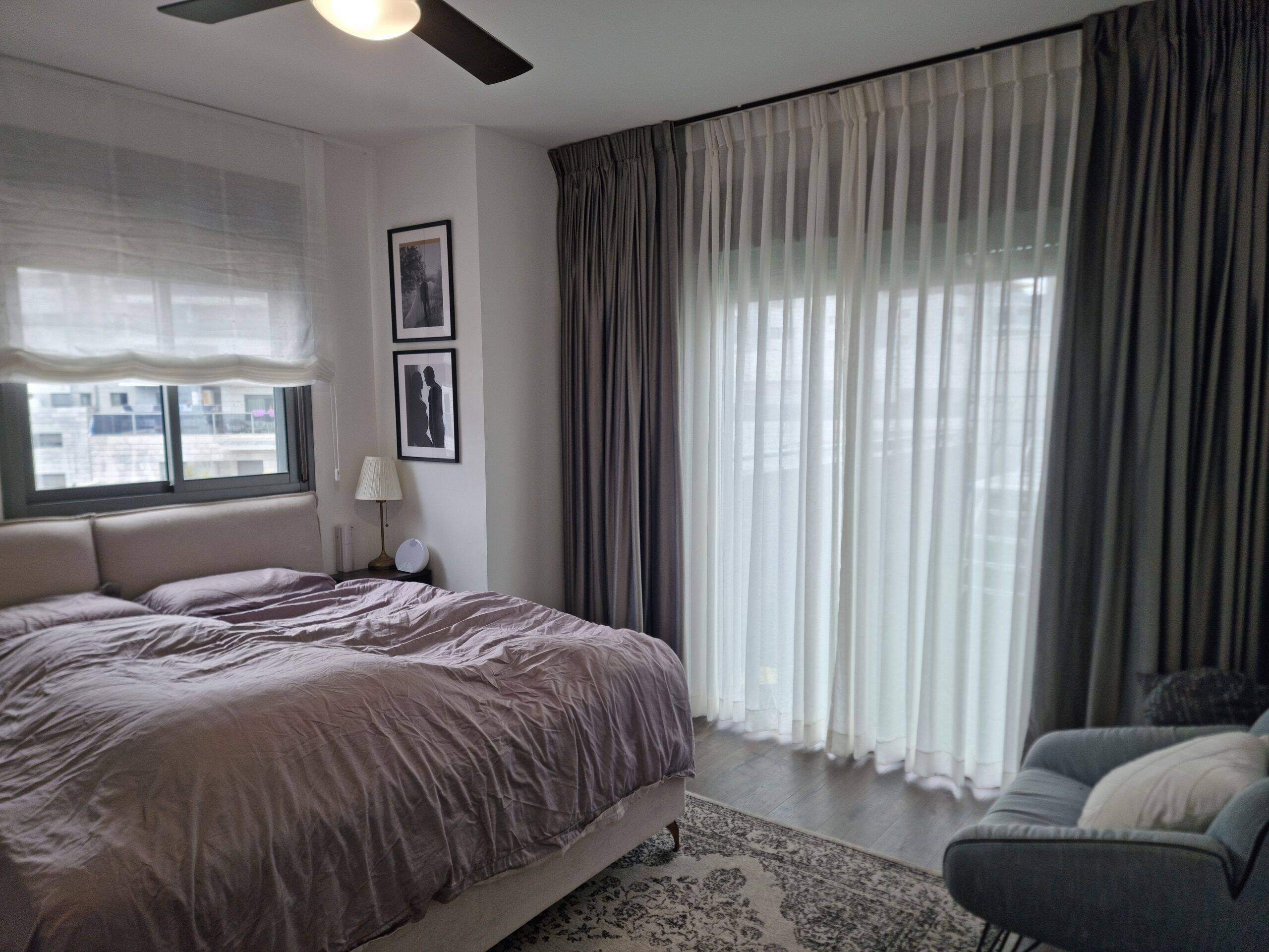 וילון בד לחדר שינה